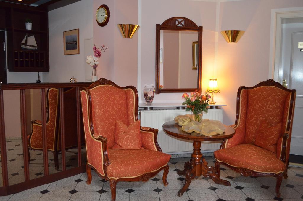 AMADEO Hotel Lipsia Esterno foto