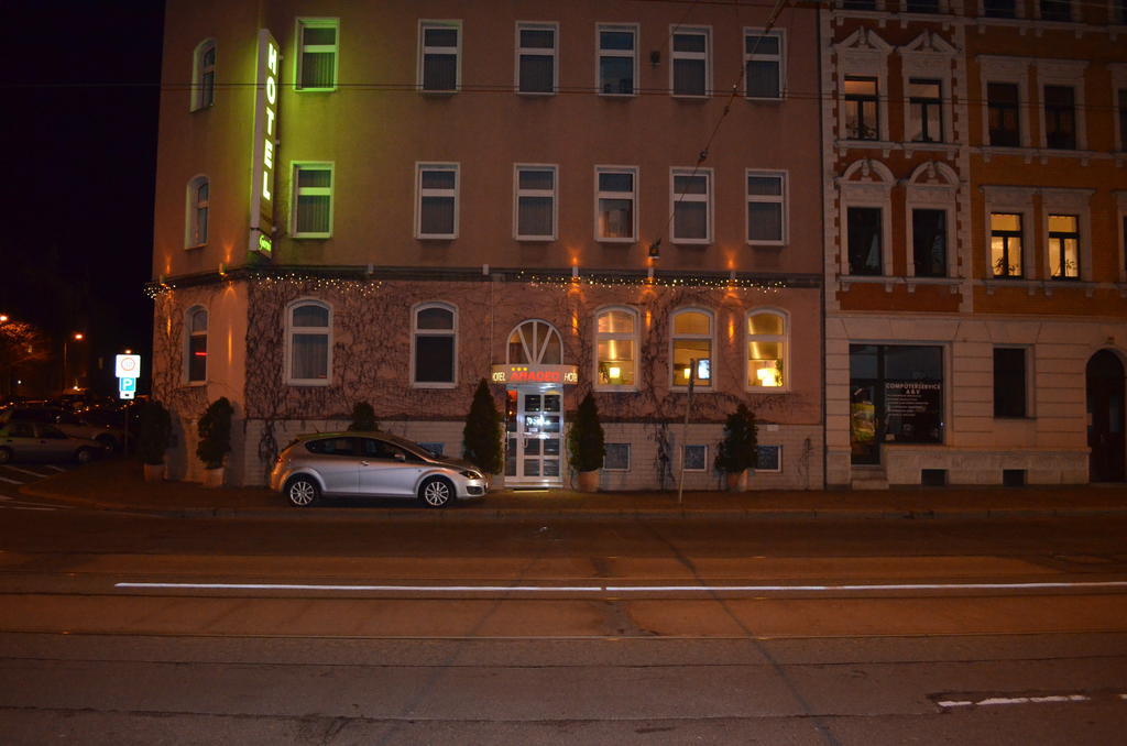 AMADEO Hotel Lipsia Esterno foto